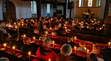 Impressionen von Osternacht und Kantaten-Gottesdienst