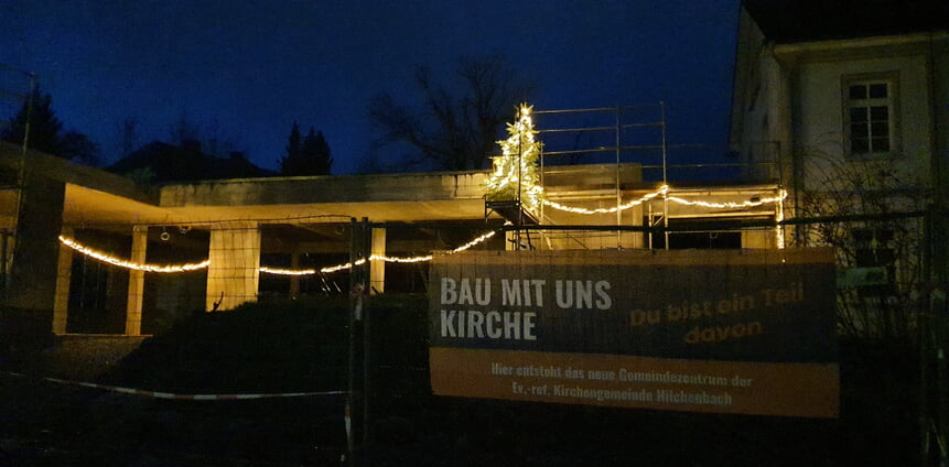 Baustelle mit Weihnachtsbeleuchtung_Dez_2024